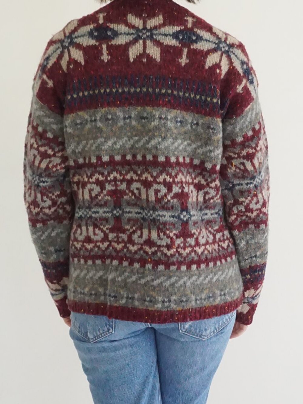 Vintage American Eagle Outfitters Burgundy Fair Isle Snowflake Wool Cardigan L - Picture 2 of 9
